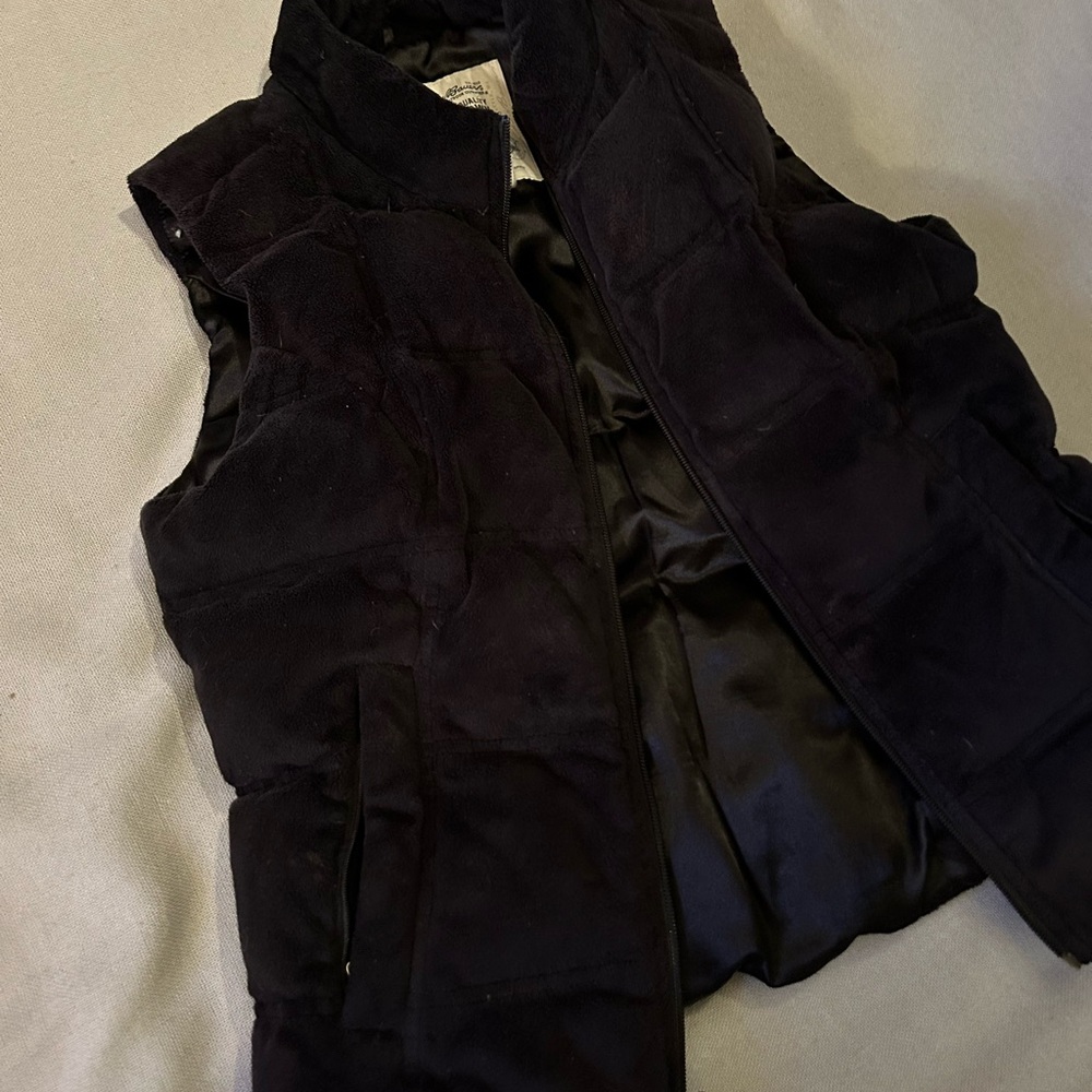 Vintage black goose down fleece Eddie Bauer vest layering gorpcore essential